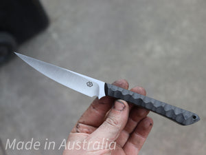 Custom (Magnamax, unidirectional carbon fibre)